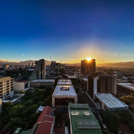 Torres Del Lago Suites And Apartments San José Exteriér fotografie