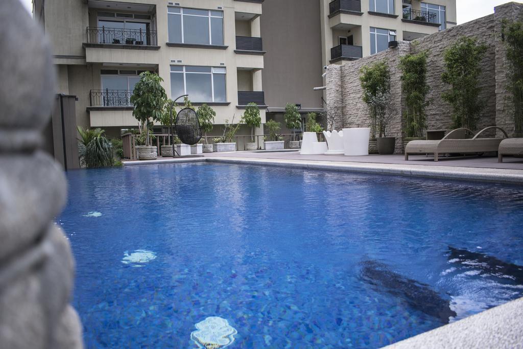 Torres Del Lago Suites And Apartments San José Exteriér fotografie