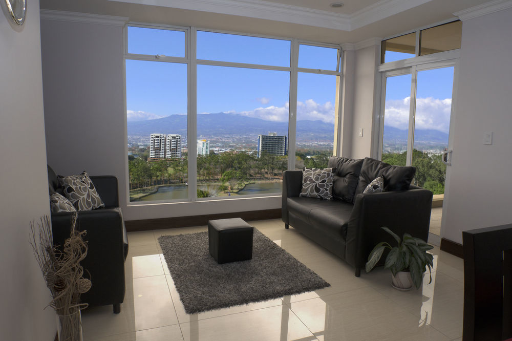 Torres Del Lago Suites And Apartments San José Exteriér fotografie