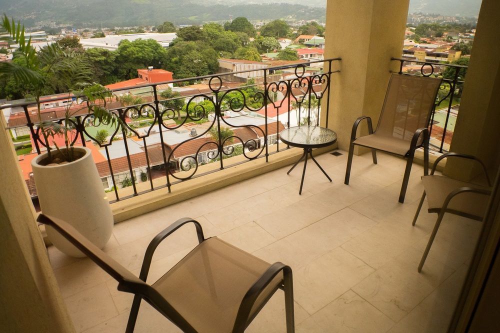 Torres Del Lago Suites And Apartments San José Exteriér fotografie