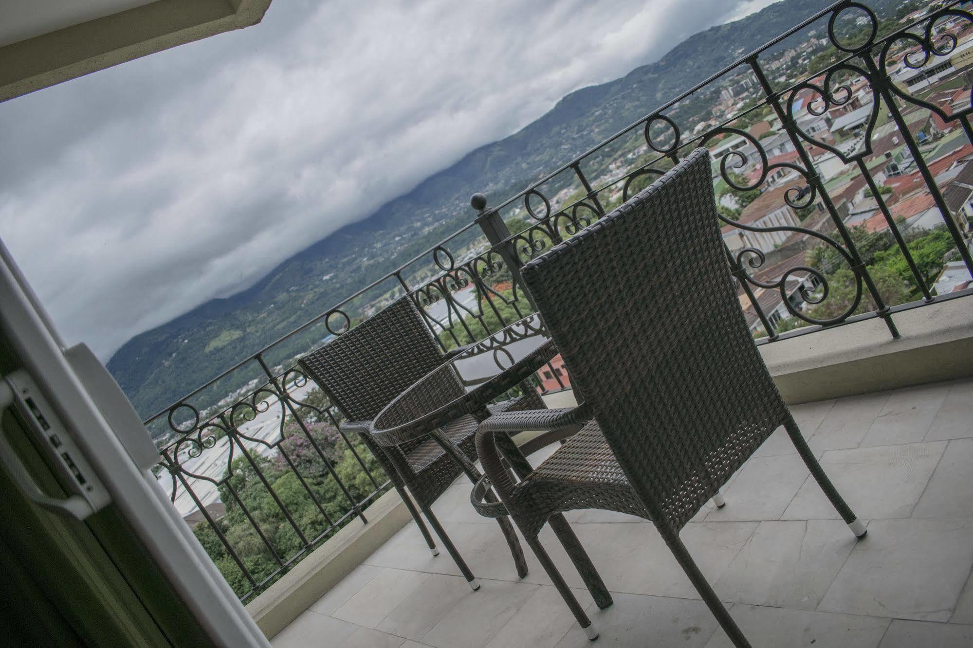 Torres Del Lago Suites And Apartments San José Exteriér fotografie