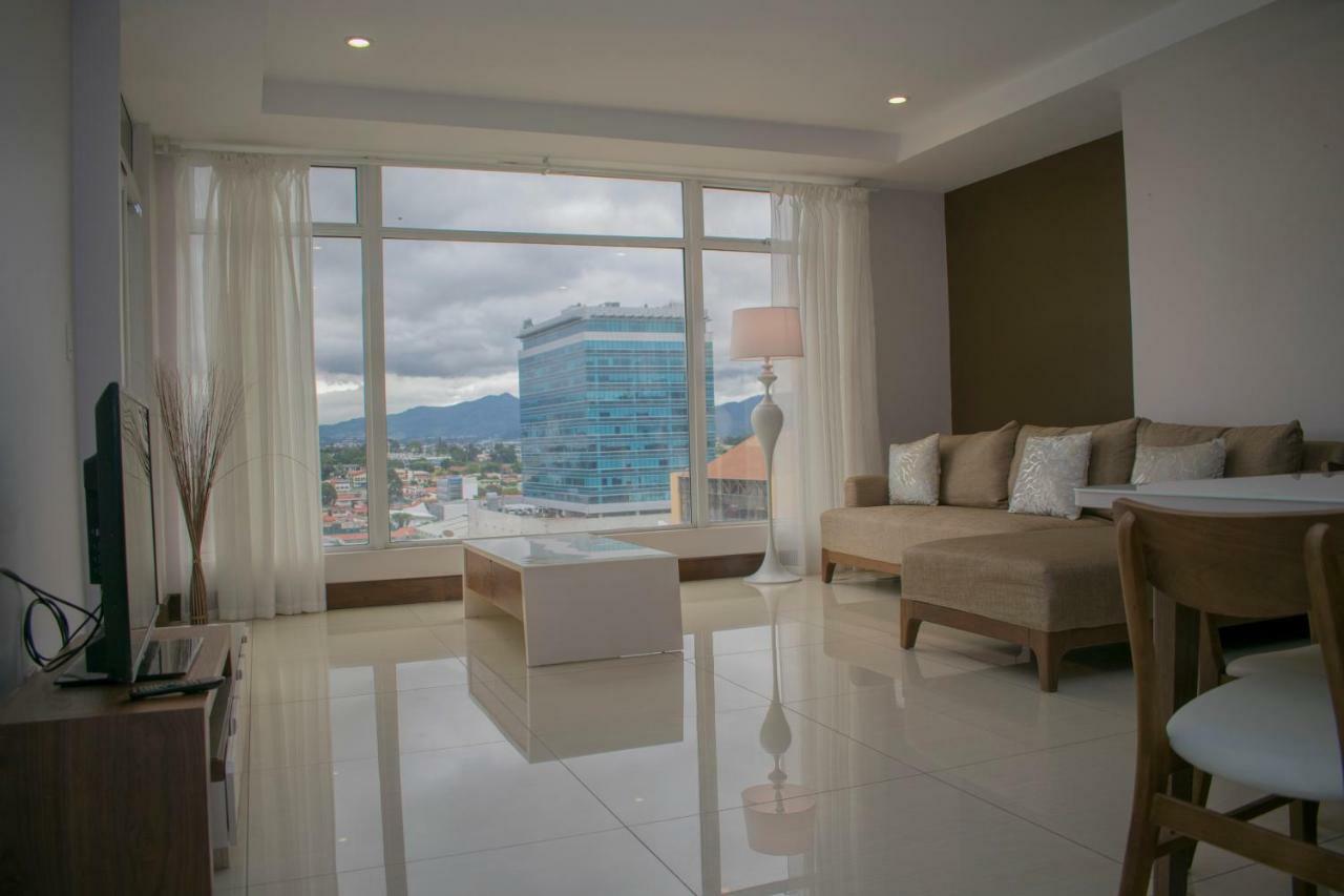 Torres Del Lago Suites And Apartments San José Exteriér fotografie